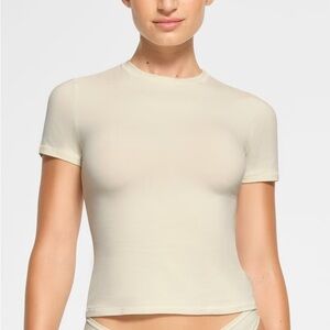 SKIMS Cream Short Sleeve Tee